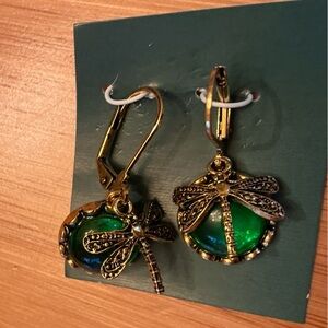 Beautiful pair of Dragonfly earrings!  
Brand New!
